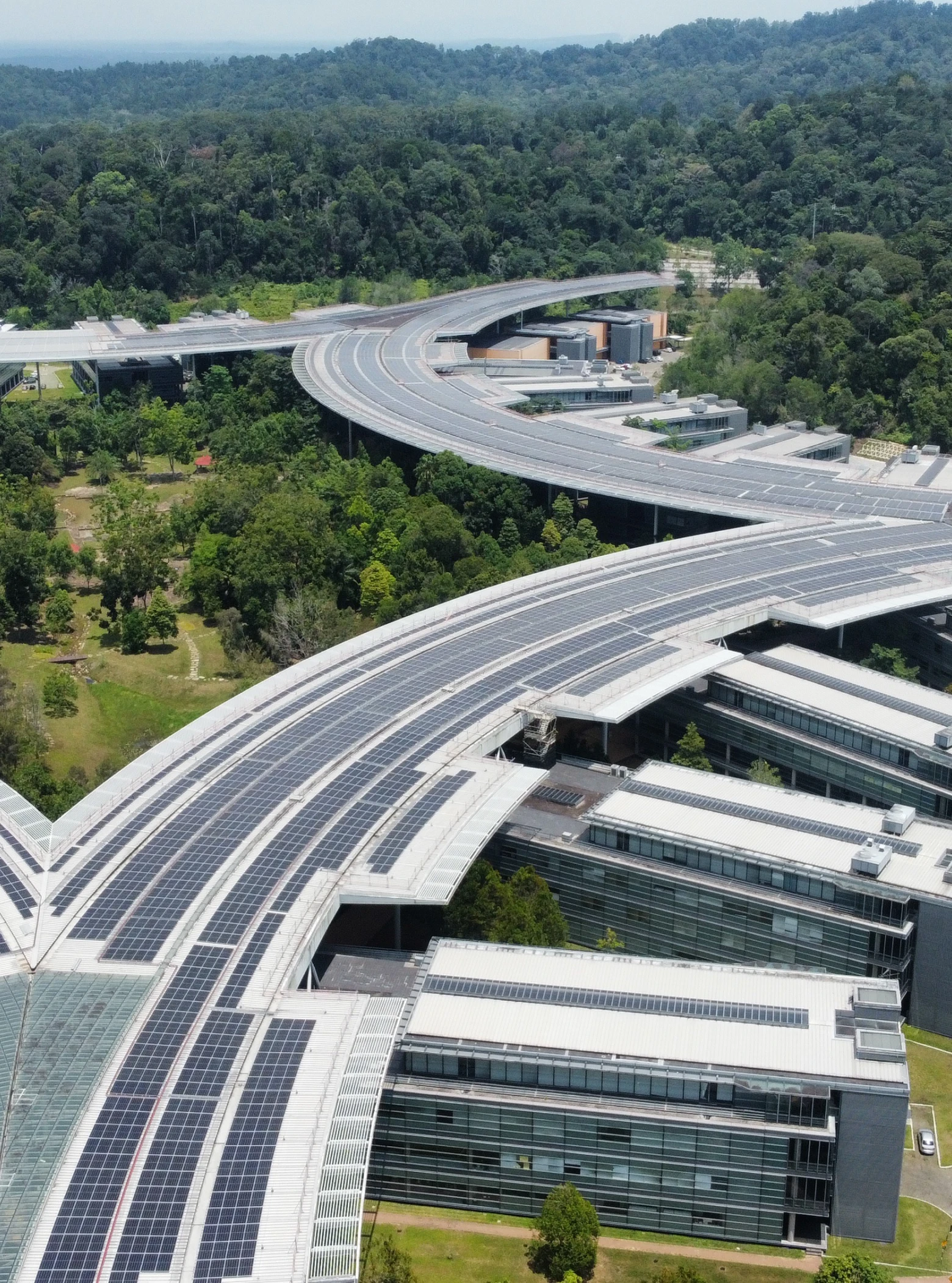 UTP solar rooftop panel installation: Powering sustainable energy at the University