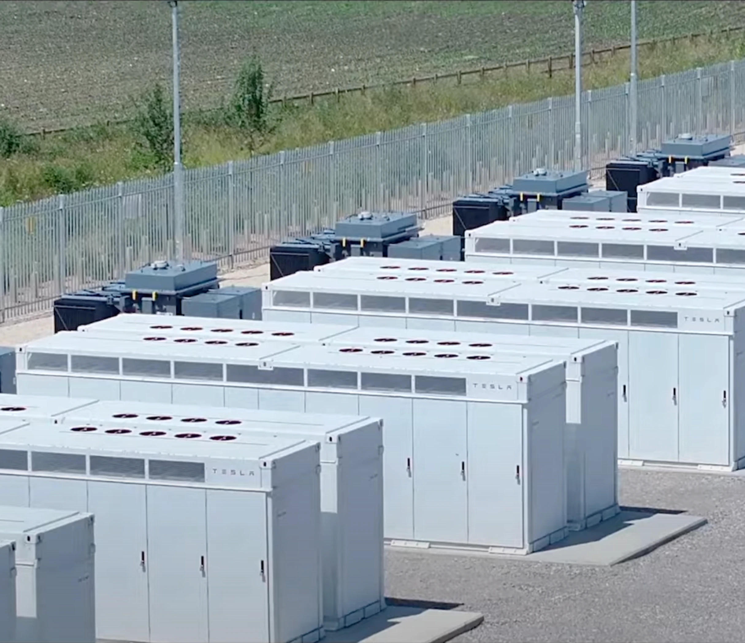 Battery energy storage solution: Crucial for evolving electricity sector challenges. Rapid, competitive, and scalable support for grid balance